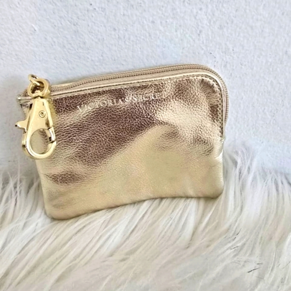 Victoria's Secrets Tiny Gold Coin Wallet Purse 🌴